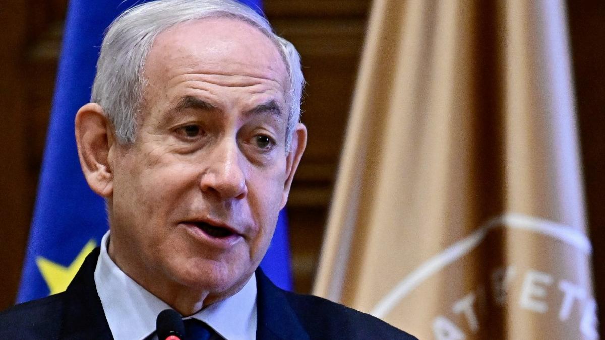 Netanyahu, Macron’a hakaret eden oğlunu savundu
