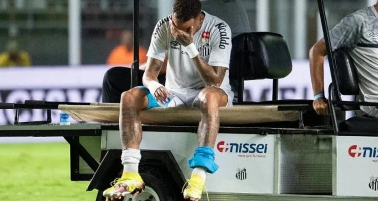 Neymar’ın sakatlık kabusu bitmiyor! Gözyaşlarıyla sahadan ayrıldı
