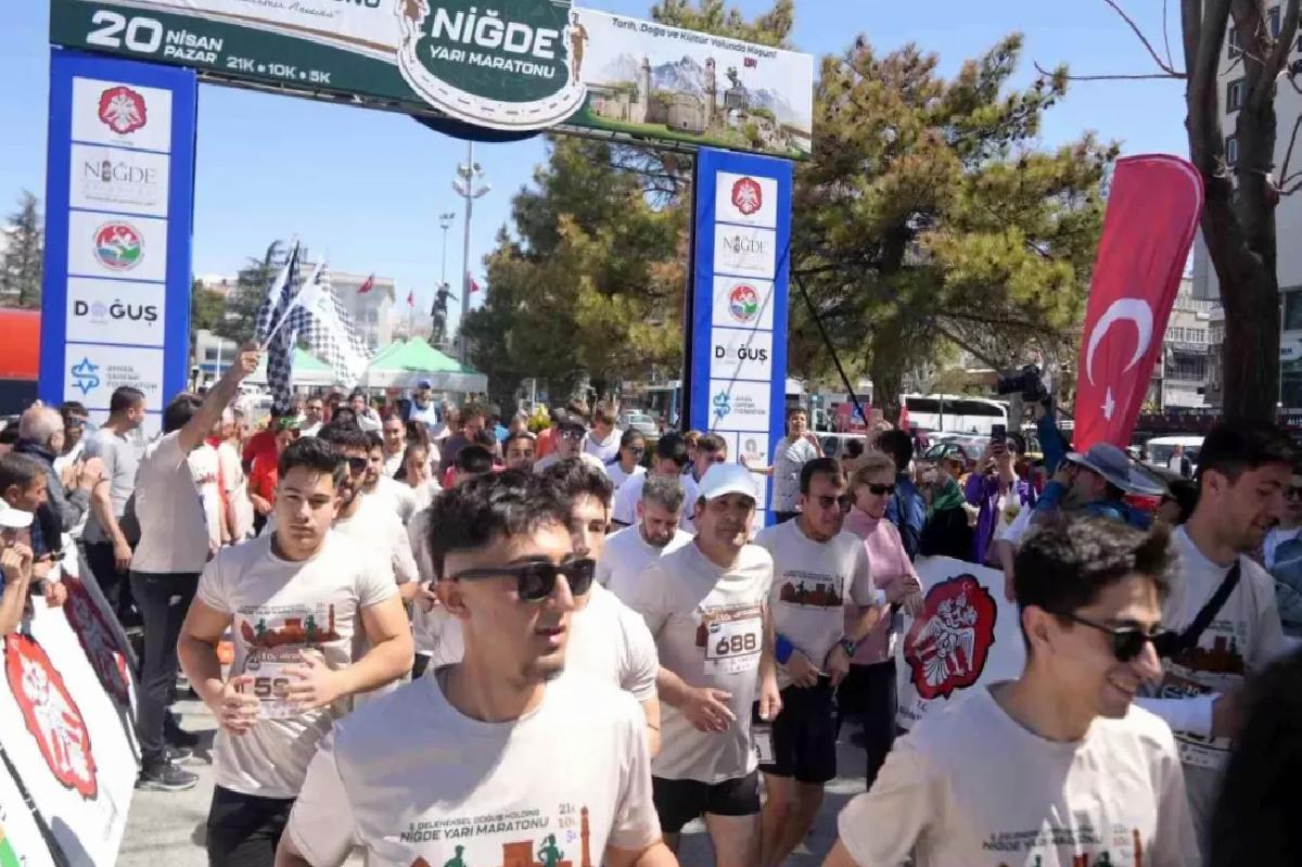 Niğde’de Yarı Maraton Tamamlandı