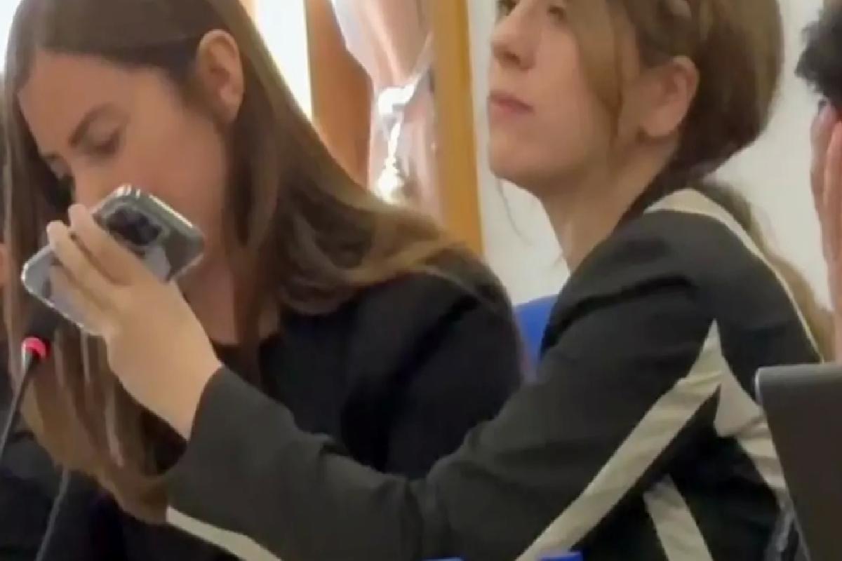 Oğlunun ölmeden dakikalar önce attığı ses kaydını dinletti, herkes hüngür hüngür ağladı