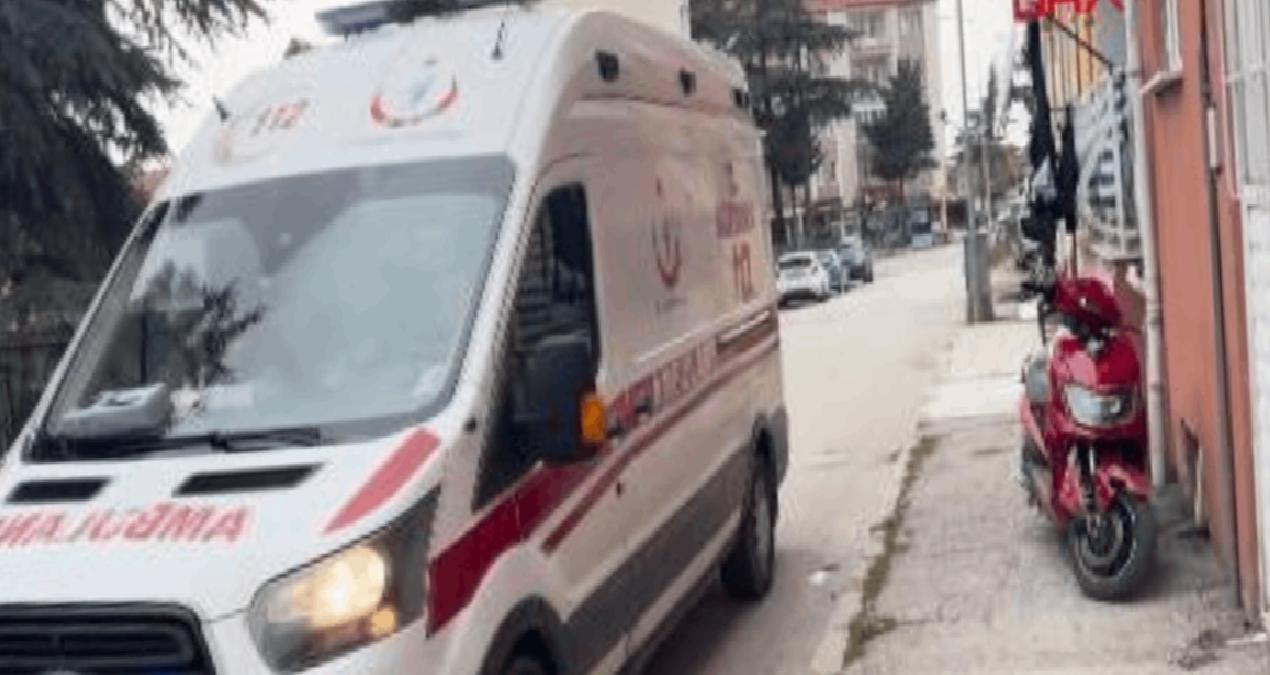 Otomobil ile motosikletin çarpıştığı kazada 2 çocuk yaralandı