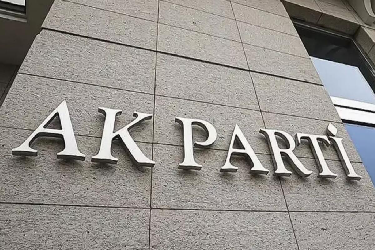 Özgür Özel’in “Cunta” sözlerine AK Partili Çelik’ten çok sert yanıt