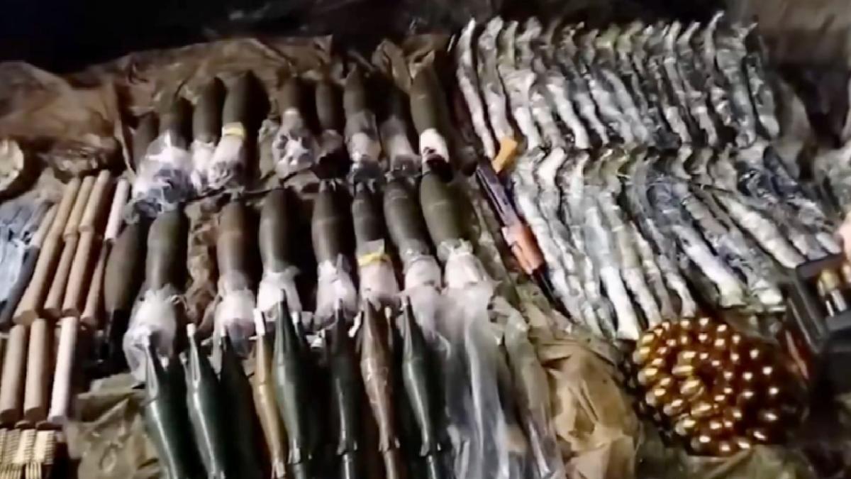 Pençe-Kilit bölgesinde teröristlere ait bir mağara kullanılamaz hale getirildi