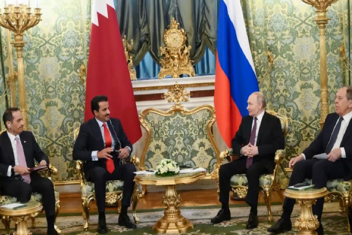 Putin ve Katar Emiri Görüştü