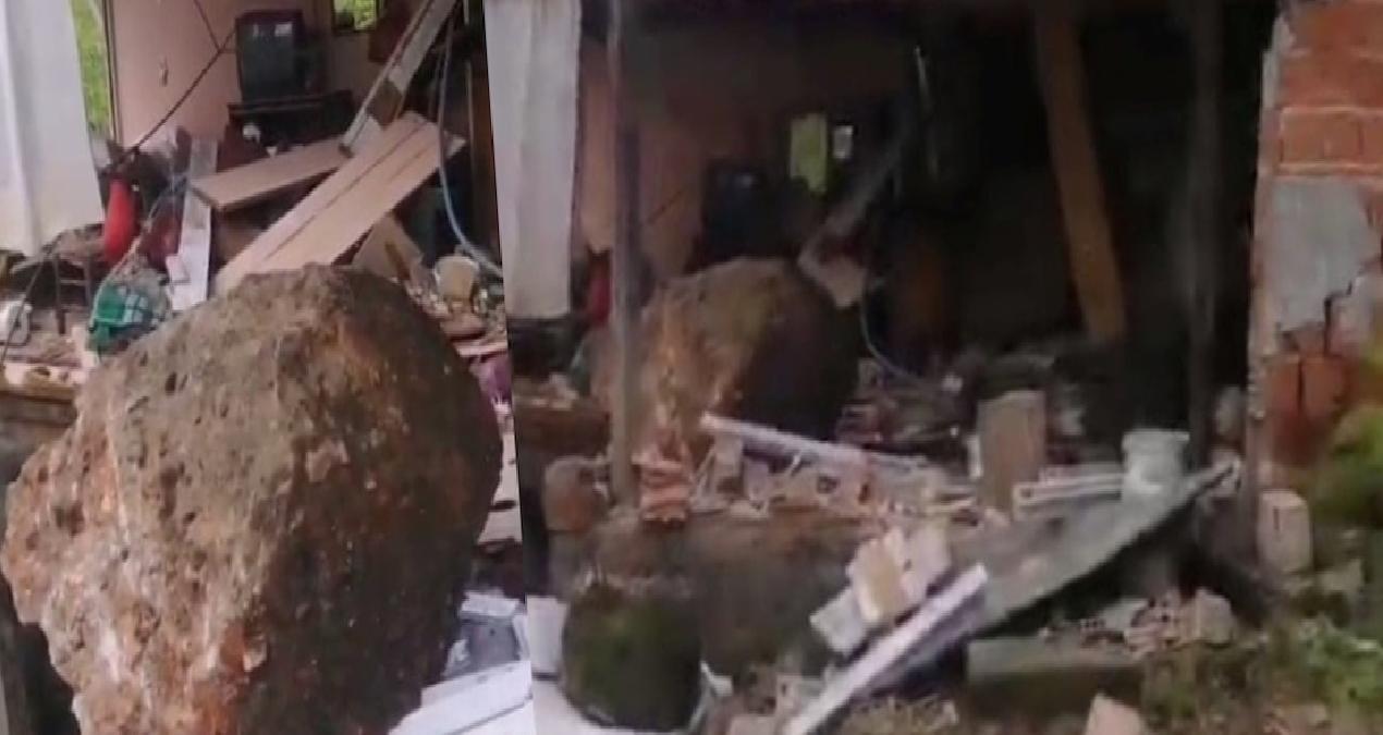 Rize’de heyelan: Kayalar evi kullanılamaz hale getirdi