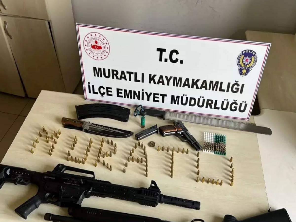 Ruhsatsız Silahlarla 3 Şüpheli Gözaltına Alındı