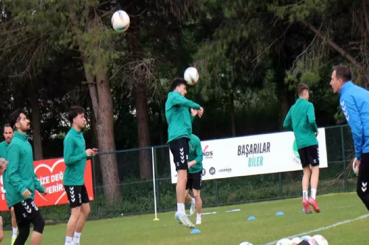 Sakaryaspor Gençlerbirliği Maçı Hazırlıklarına Devam Ediyor