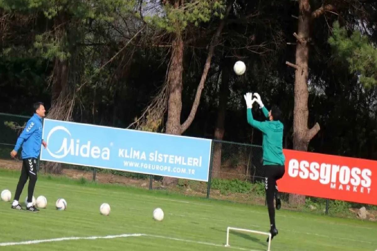 Sakaryaspor Pendikspor Maçına Hazırlanıyor