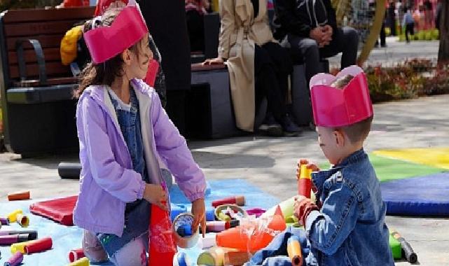 Saraçhane’de Özgürlük ve Demokrasi Şenliği Coşkusu Sürüyor