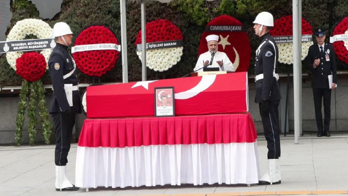 Şehit Bekçi Uğur Gölçek son yolculuğuna uğurlandı