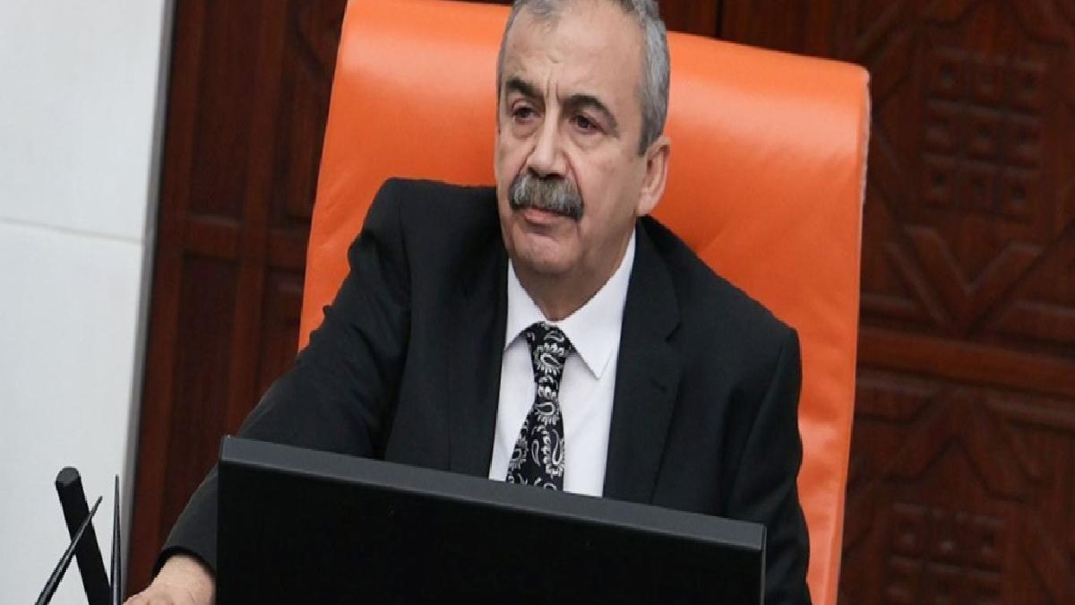 Sırrı Süreyya Önder’in sağlık durumu hakkında: Şuuru kapalı, risk yüksek