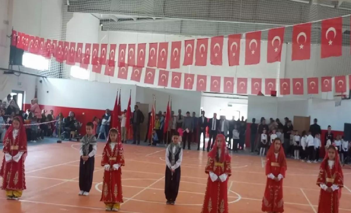 Sivrice’de 23 Nisan Coşkusu