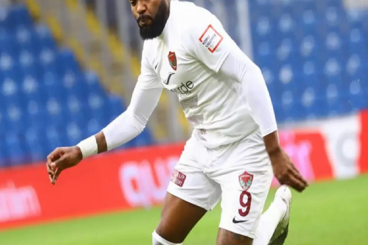 Şoke eden olay! Süper Lig’in eski yıldızı 11. kattan düşerek hayatını kaybetti