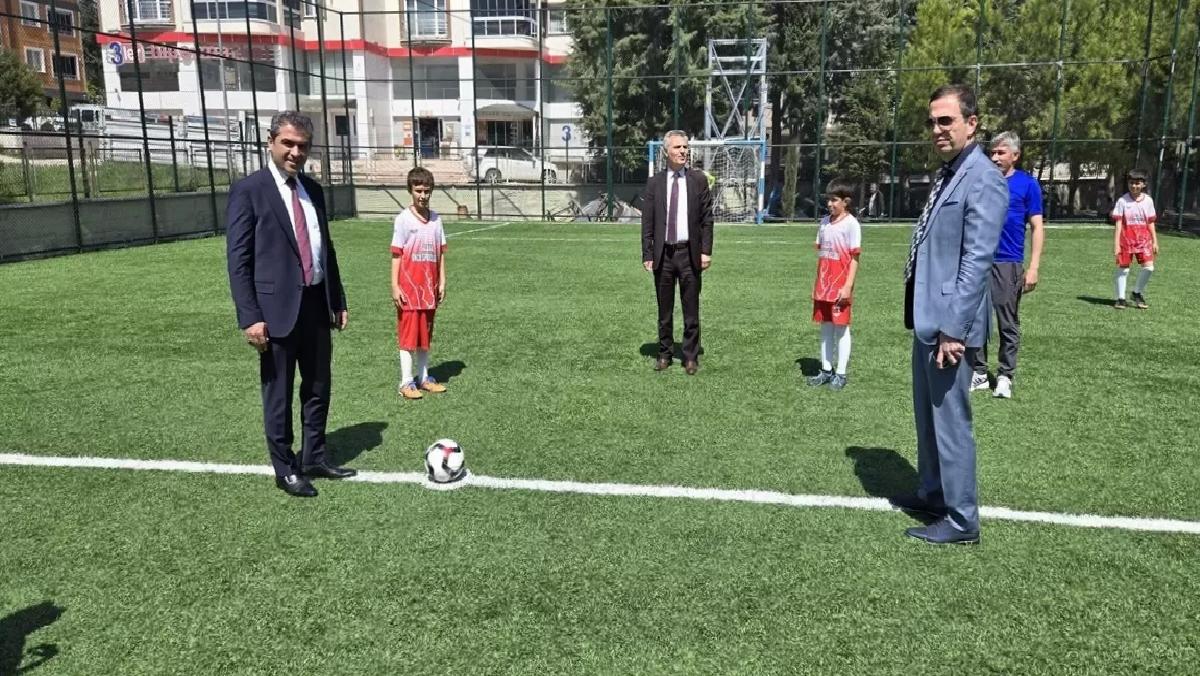 Suluova’da ilkokullar arası futbol turnuvası düzenlendi