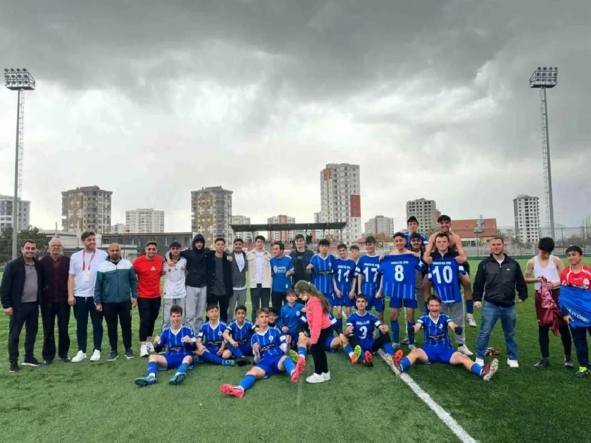 Tomarza Belediyespor, İlbeyspor’u Geçerek Play Off’a Yükseldi