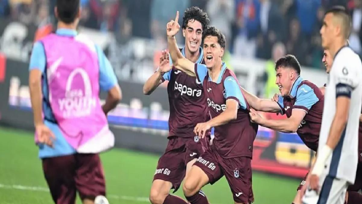 Trabzonspor U19 Yarı Finale Yükseldi