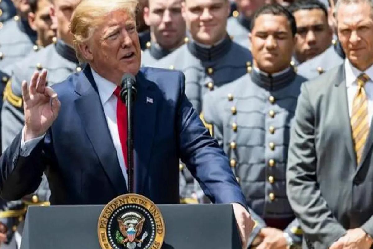 Trump, doğum gününü 100 milyon dolarlık askeri geçit töreni ile kutlayacak