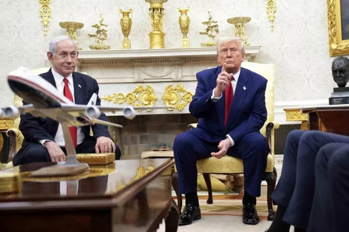 Trump, İsrail’in Saldırısına Karşı İran ile Müzakereyi Seçti