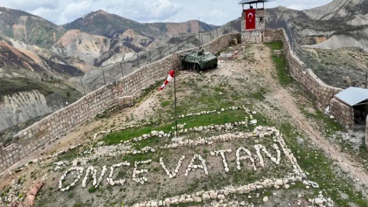 Tunceli’de 15 yıl önce şehit olan 5 asker için anma töreni düzenlendi