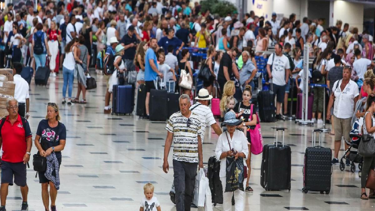 Turizm sektöründen itiraf: Yabancı turist yeni ve yüksek fiyatları kabullenemedi