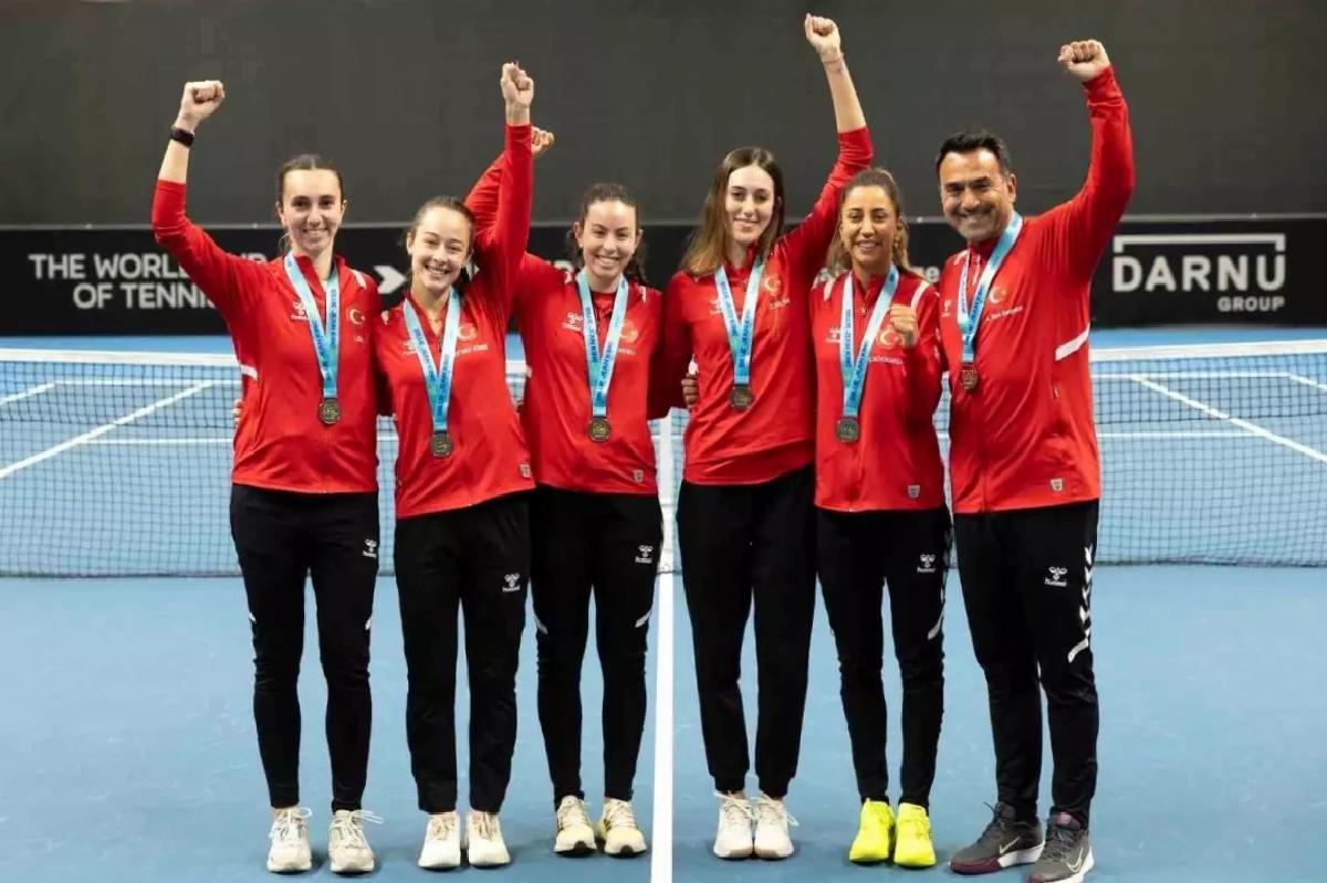 Türkiye Kadın Tenis Takımı Tarih Yazdı
