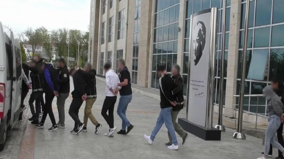 Uşak’ta Uyuşturucu Operasyonu: 11 Tutuklama