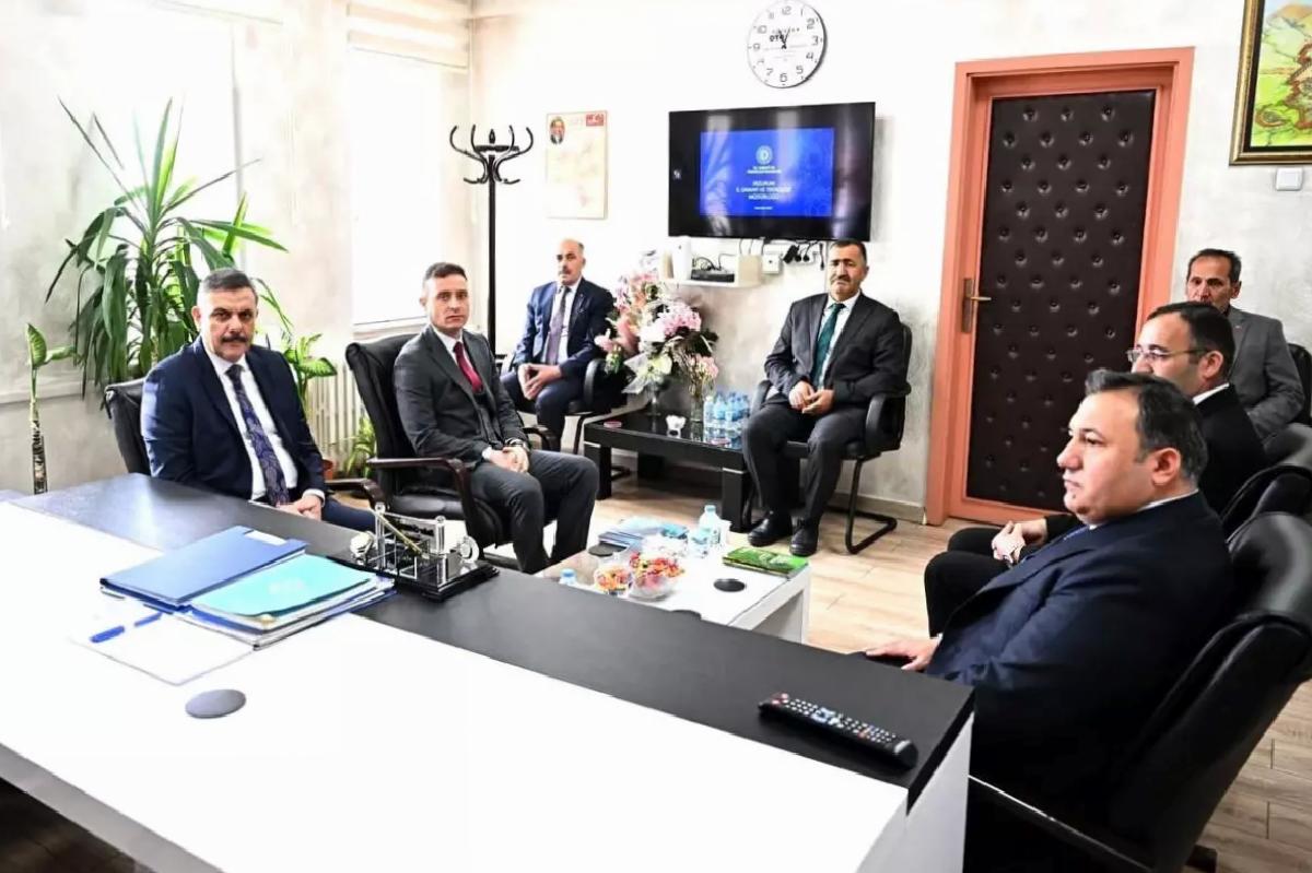 Vali Çiftçi’den Erzurum İl Müdürlüğü Ziyareti
