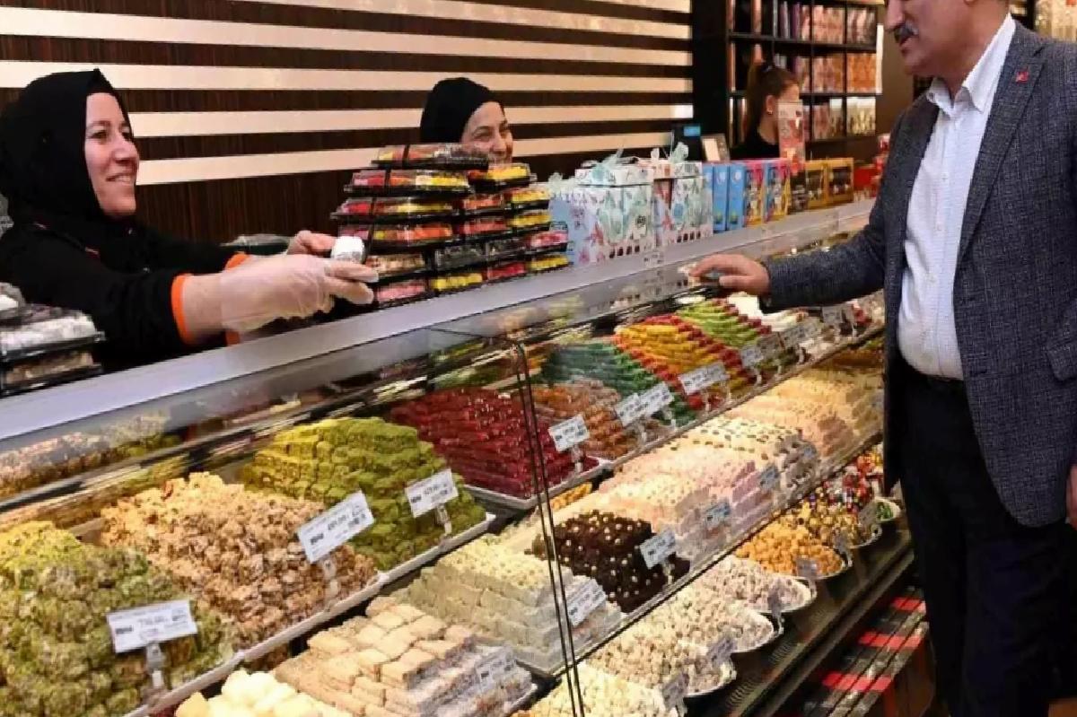 Vali Makas’tan Esnafa Ziyaret