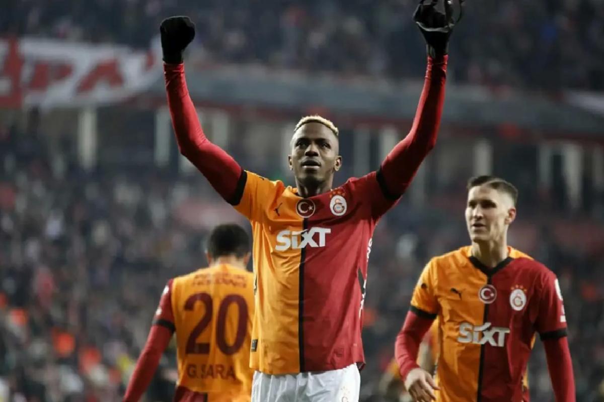Veda mı etti?Galatasaray’dan Osimhen’in taraftarları kahreden sözleri için açıklama geldi