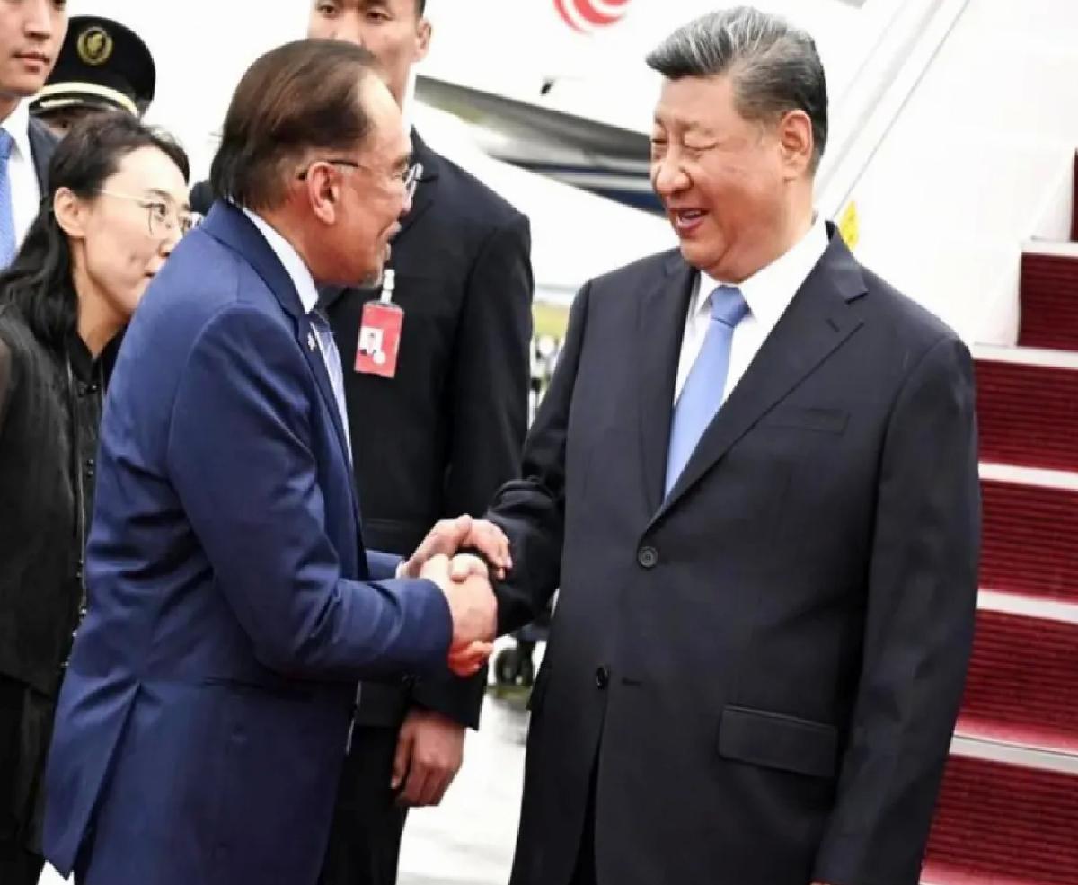 Xi Jinping Malezya’da Resmi Ziyarette