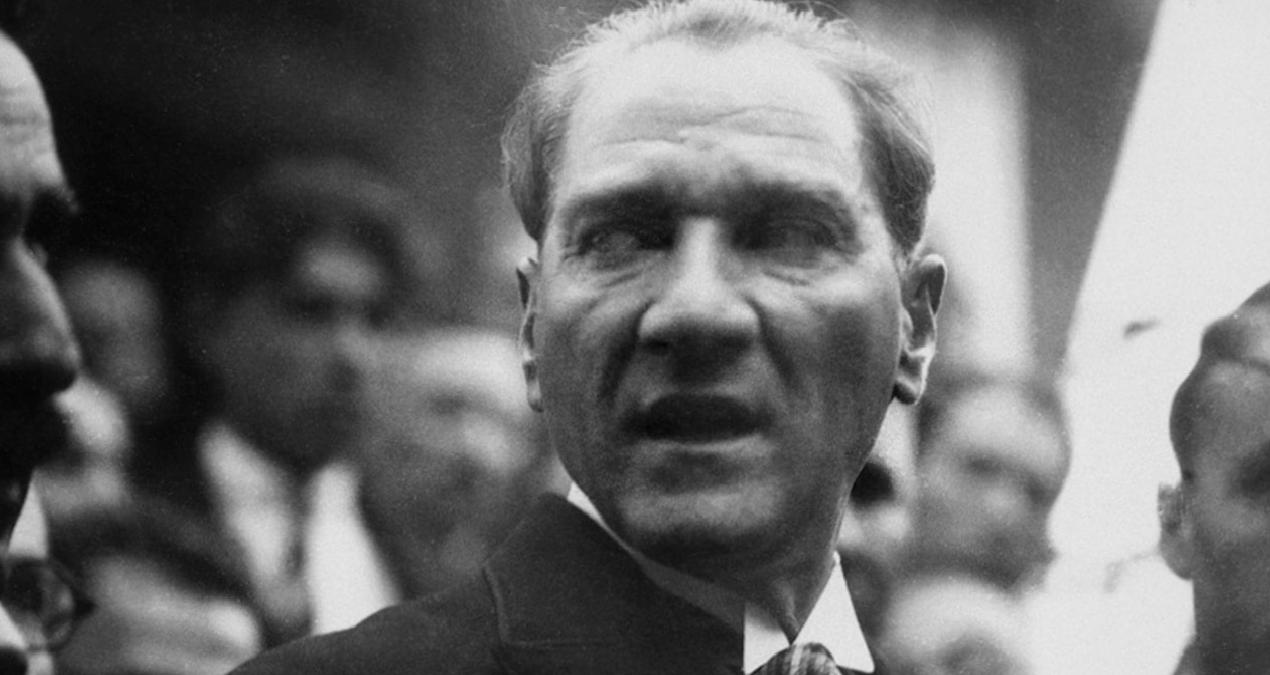 Yeni Akit’ten skandal ‘Atatürk’ paylaşımı!
