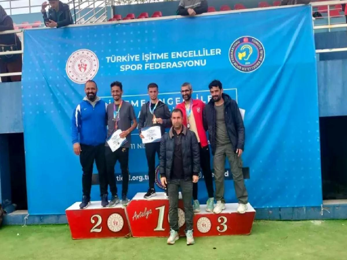 Yusuf Baydur Atletizmde Türkiye Birincisi Oldu