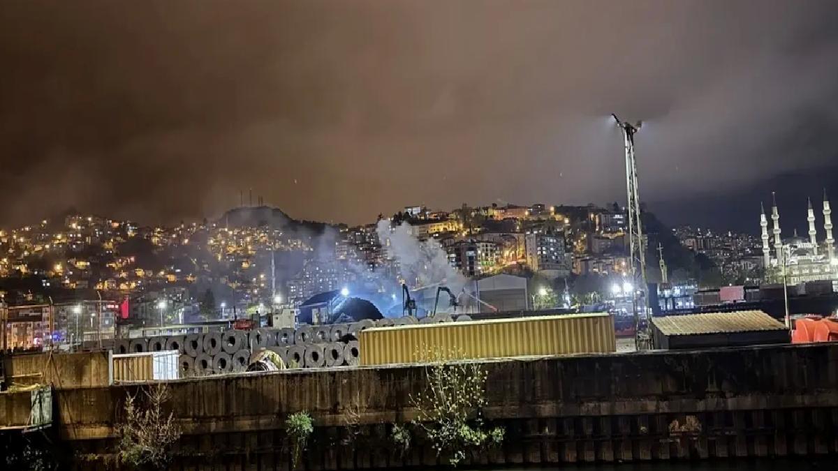 Zonguldak’ta Yangın: İş Makinesi Alev Aldı