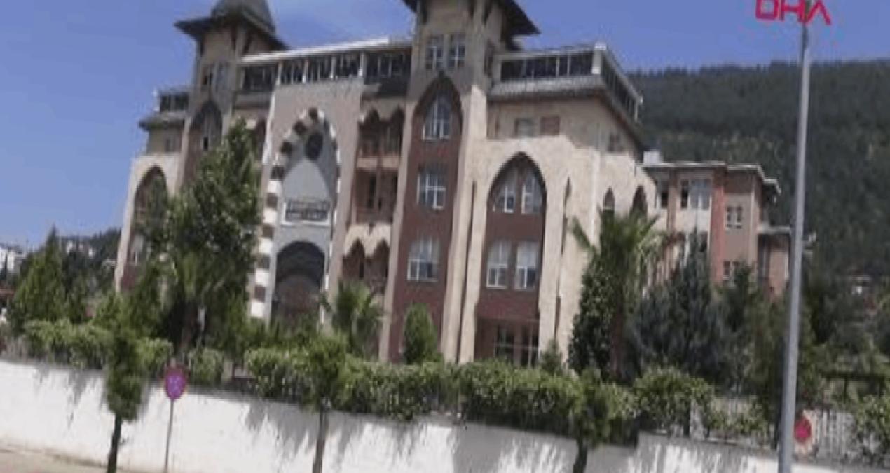 130 kişinin öldüğü Çuhadar Sitesi davasında 1 hapis, 1 beraat