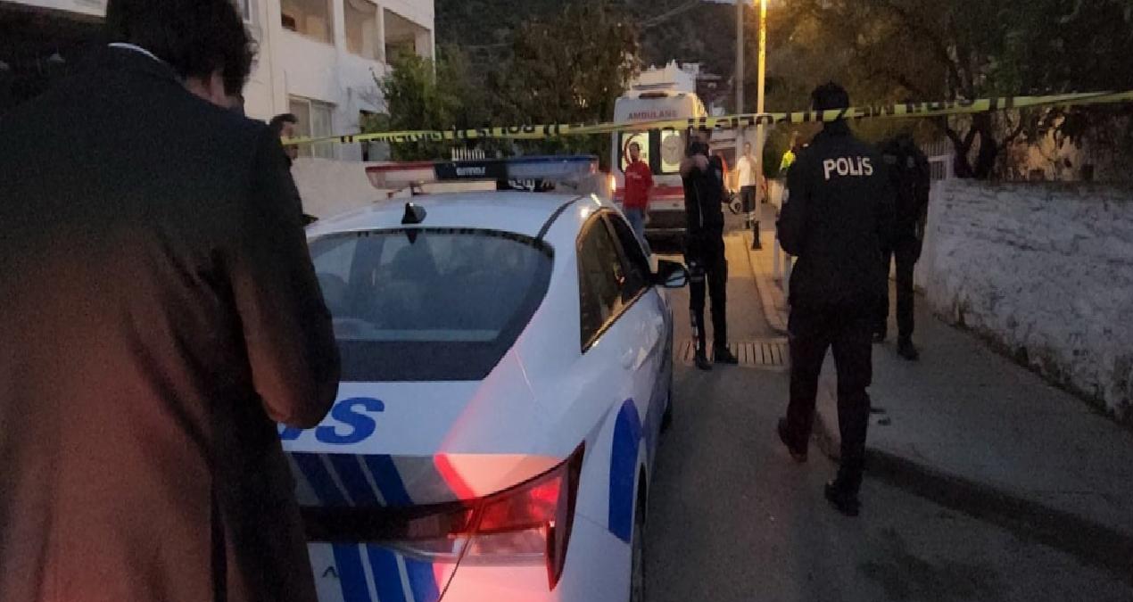 16 yaşındaki çocuk odasında başından silahla vurulmuş halde bulundu