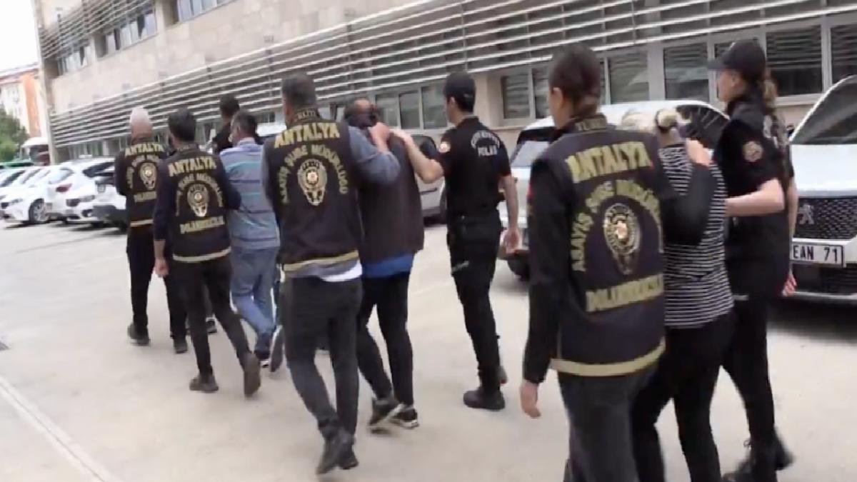 17 ilde 17 ayrı dolandırıcılık şebekesine yönelik operasyon