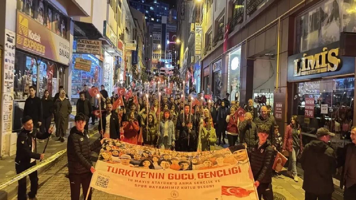 19 Mayıs Kutlamaları Coşkuyla Yapıldı