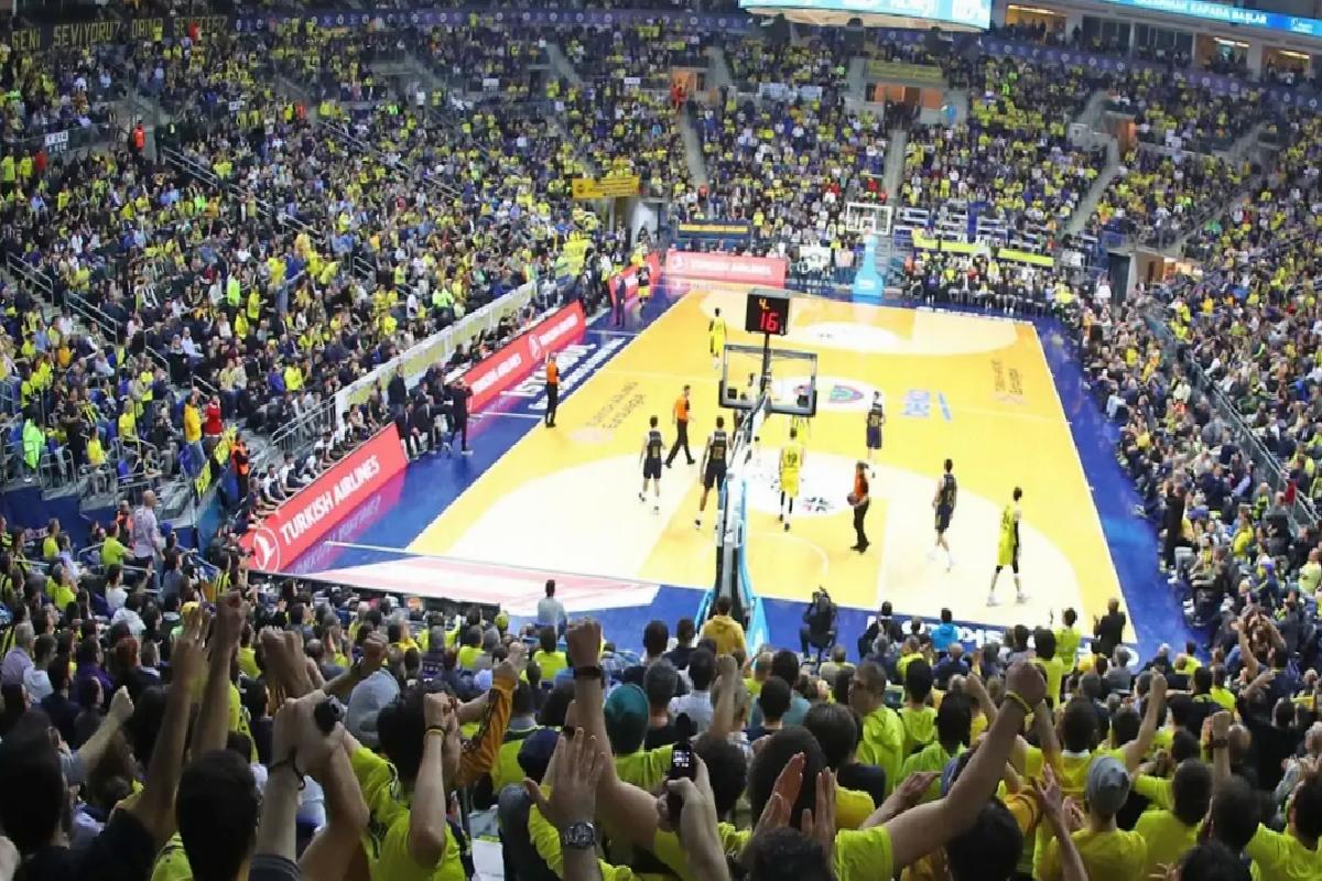 25 sayı öndeyken bile inanılmaz tepki! Fenerbahçe taraftarından Ali Koç’a tepki