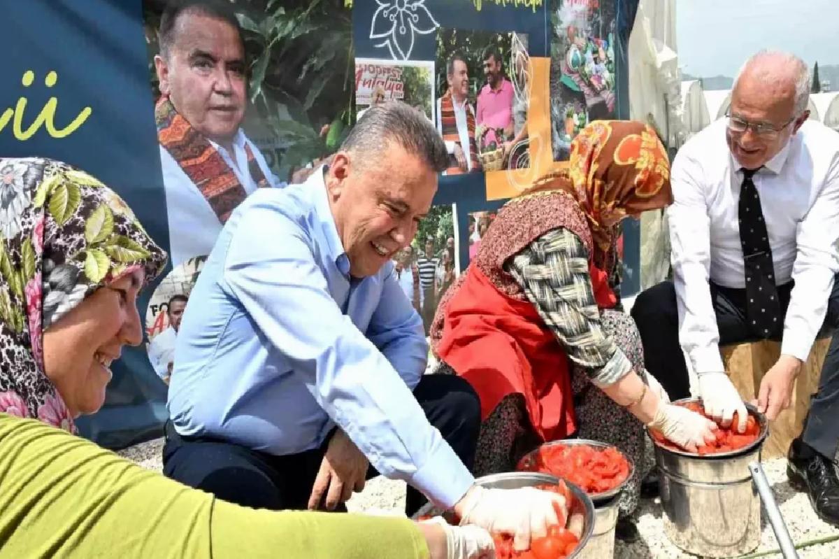 4. Uluslararası FoodFest Antalya Başladı: Domates Hasadı Kumluca’da Yapıldı