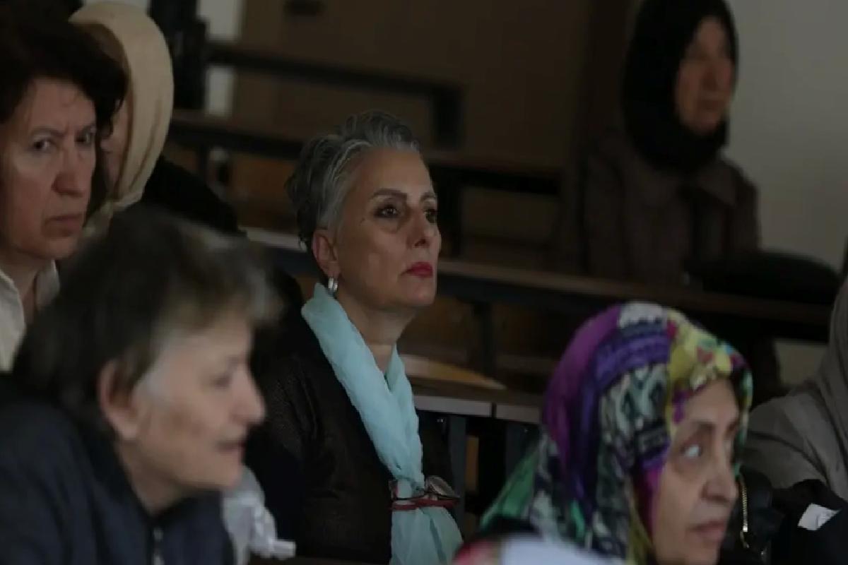 60 Yaş Üstü Bireyler Üniversite Sıralarında