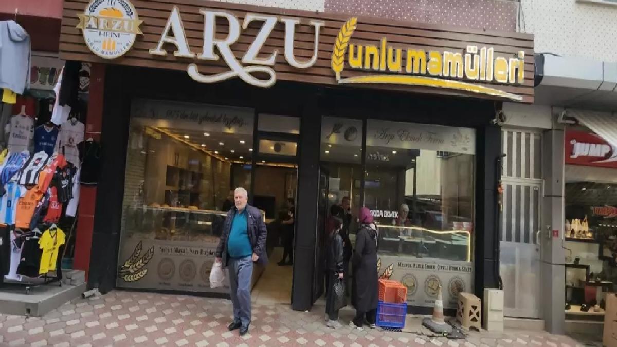 72 Yaşındaki Fırıncı Cuma Buğa, İşine Tutkulu