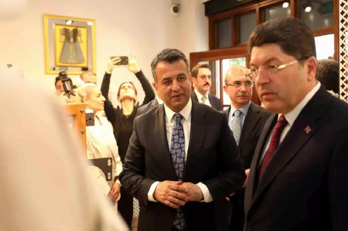 Adalet Bakanı Tunç, Samsun’da Belediye Başkanını Ziyaret Etti