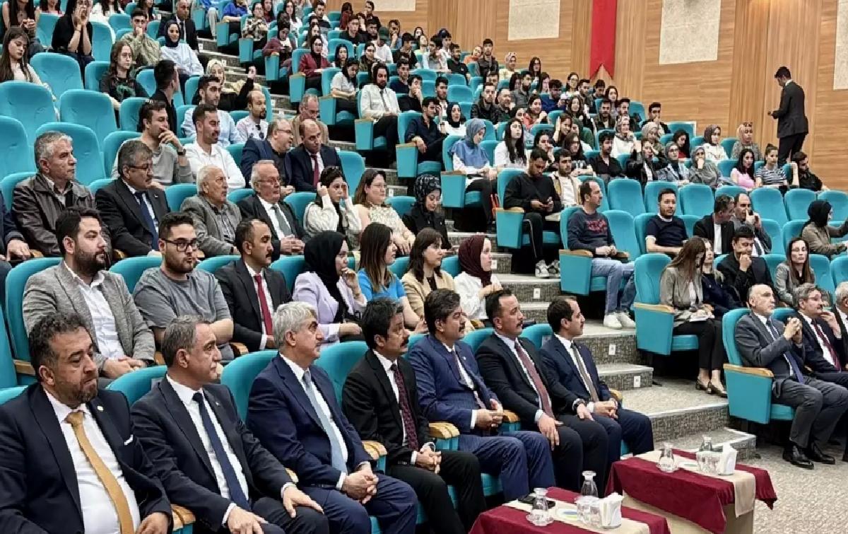 Adalet ve Kariyer Konferansı Kırşehir’de