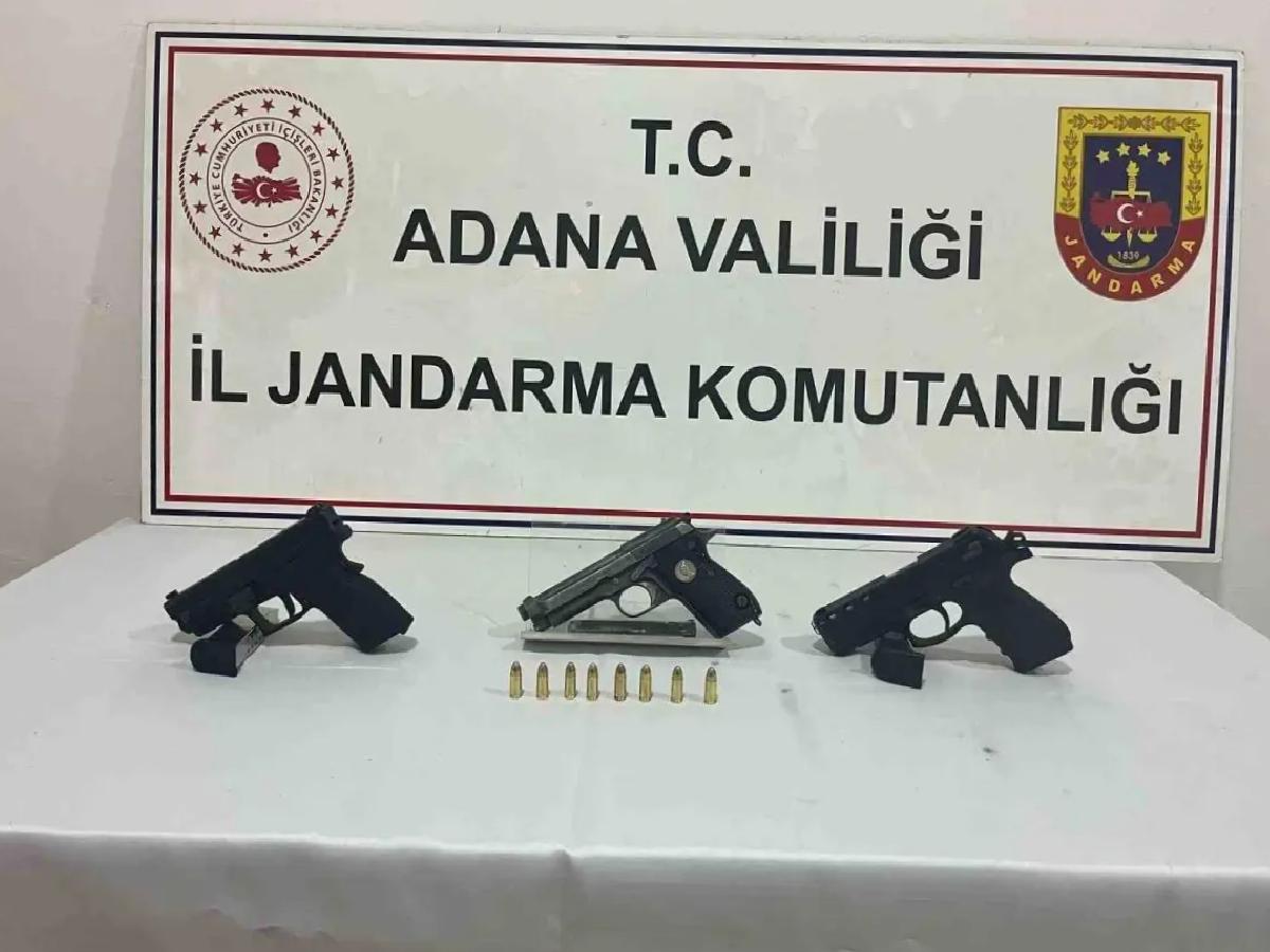 Adana’da 3 Ruhsatsız Tabanca Ele Geçirildi