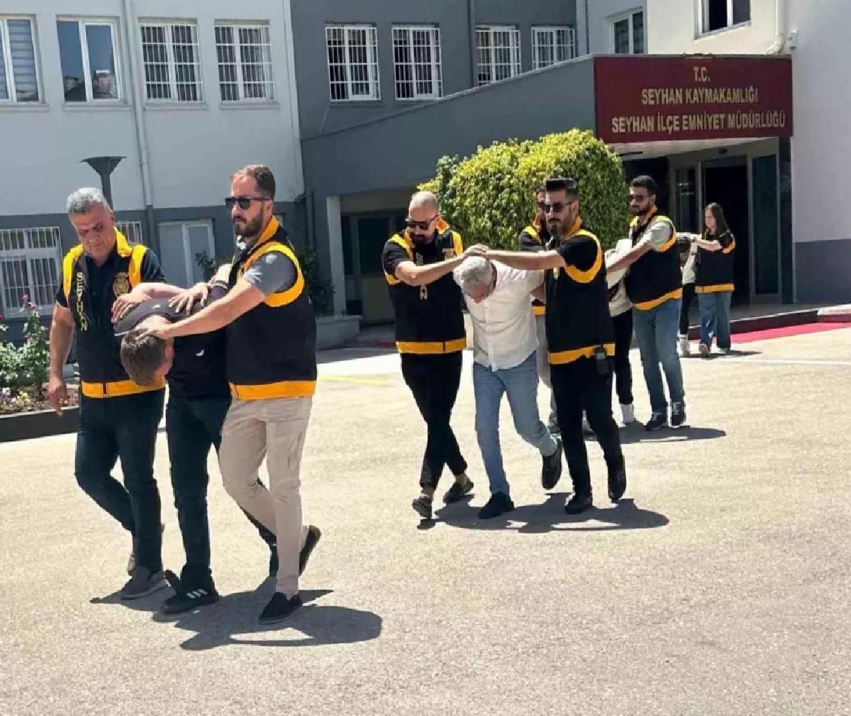 Adana’da Kafeye Silahlı Saldırı: Kıskançlık Nedeni