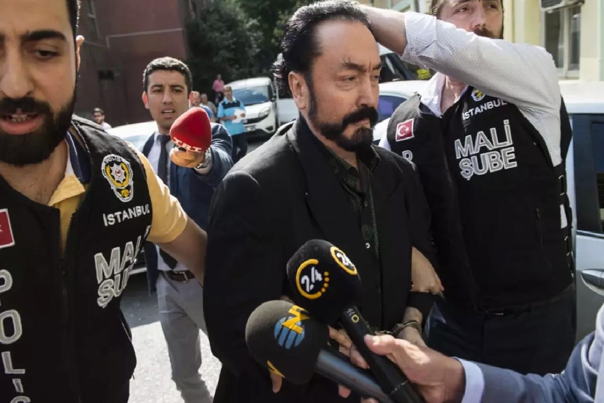 Adnan Oktar Davasında Beraat Kararı