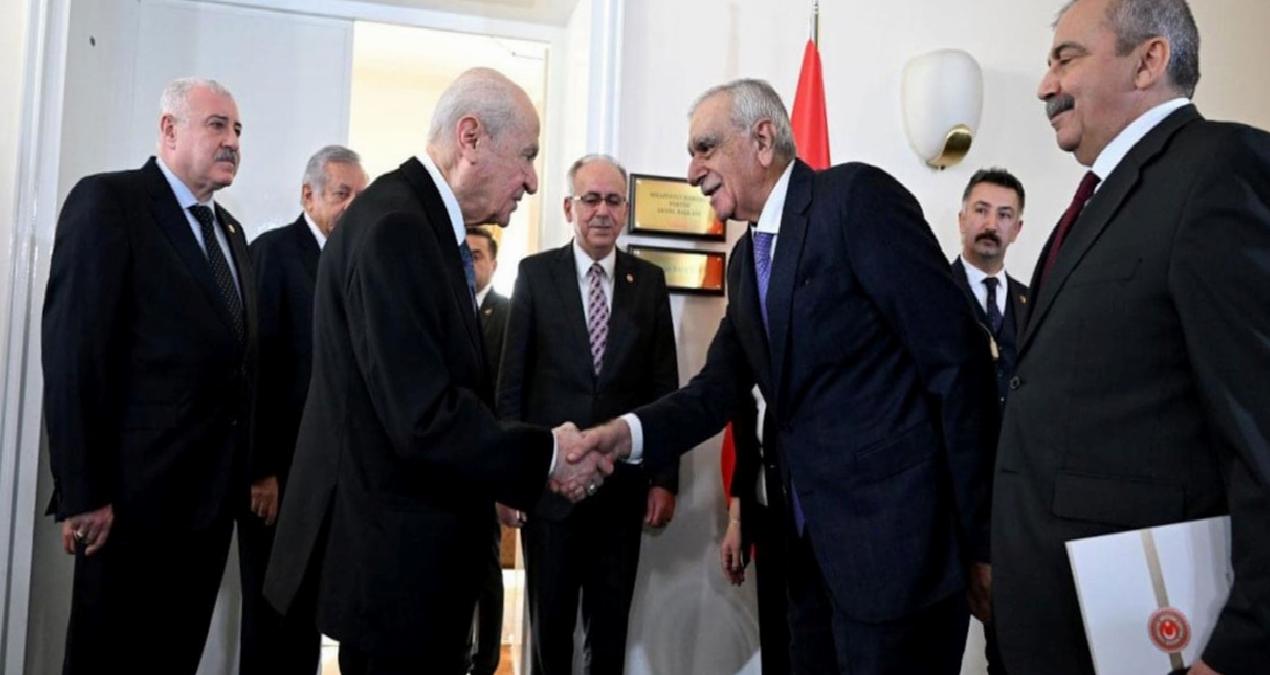 Ahmet Türk Bahçeli’yi öve öve bitiremedi