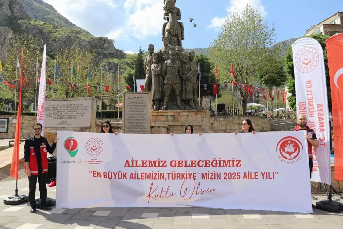 Aile Yılı Kortej Yürüyüşleri Gerçekleştirildi