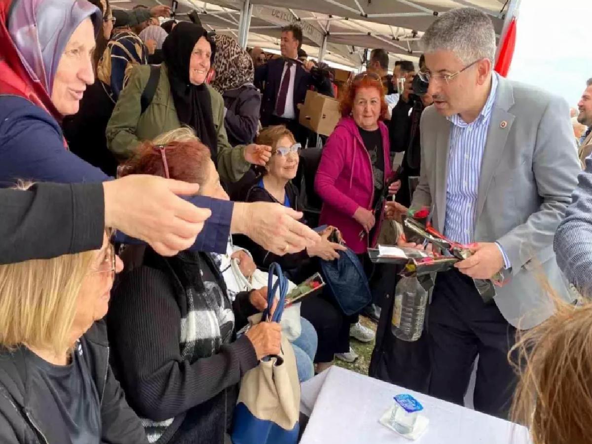 AK Parti Milletvekili Çopuroğlu, Hıdırellez Şenlikleri’nde Vatandaşlarla Buluştu