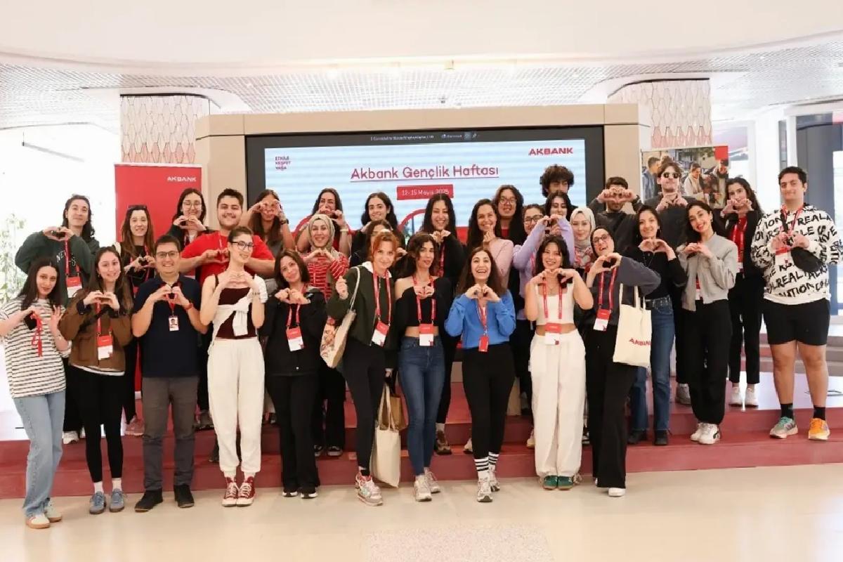 Akbank Gençlik Akademisi 4. Yılını Tamamladı